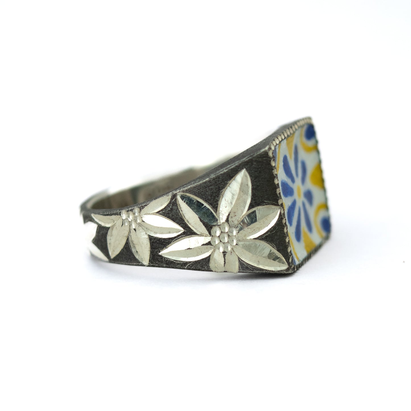 Silver Talavera Tres